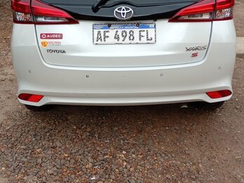 Toyota Yaris S 2022 caja automática