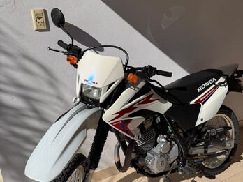 Vendo o Permuto Honda Tornado 250