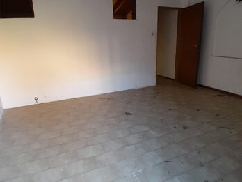 VENDEMOS: Casa a  mejorar calle Guatemala 746