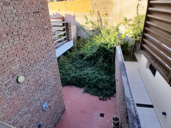 VENDEMOS: Casa a  mejorar calle Guatemala 746