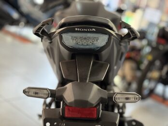 HONDA CB 300F