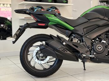 DOMINAR 400