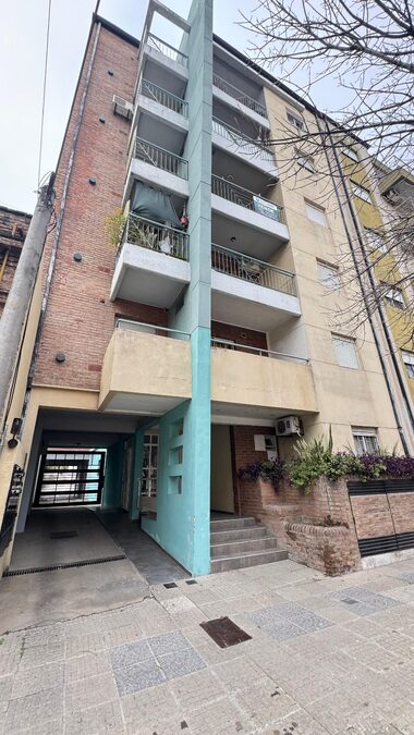 Alquiler departamento con cochera