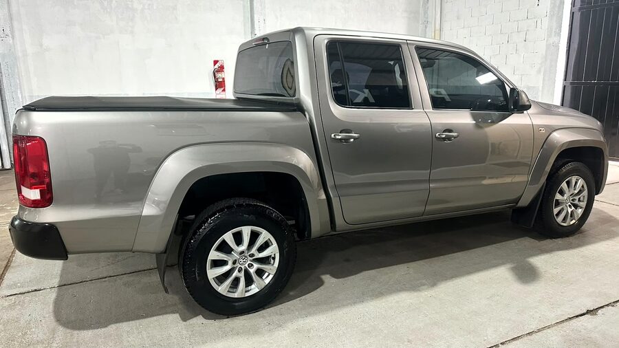 HERMOSA AMAROK CONFORT 180 HP!!!