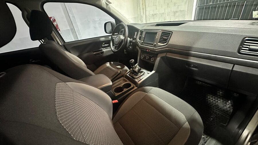 HERMOSA AMAROK CONFORT 180 HP!!!