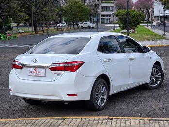 Toyota Corolla Seg Cvt 2015