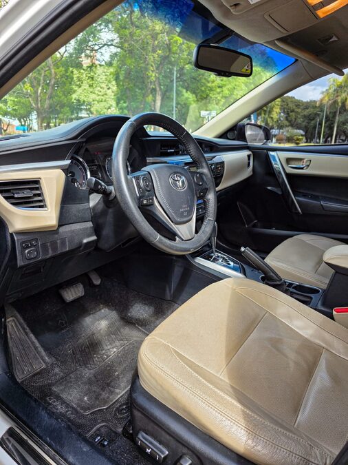 Toyota Corolla Seg Cvt 2015