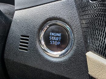Toyota Corolla Seg Cvt 2015