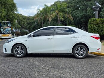 Toyota Corolla Seg Cvt 2015