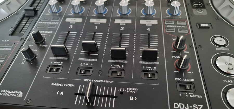 Controlador Dj - Pioneer SZ