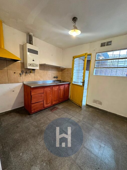 ALQUILER DE CASA INTERNA