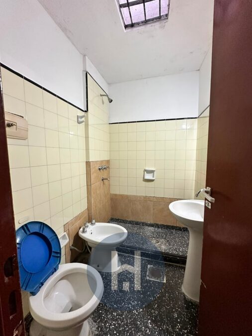 ALQUILER DE CASA INTERNA
