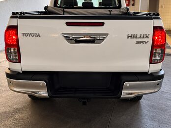 TOYOTA HILUX 2.8 TDI DC SRV PACK CUERO 4X2 M/T - AÑO 2.017