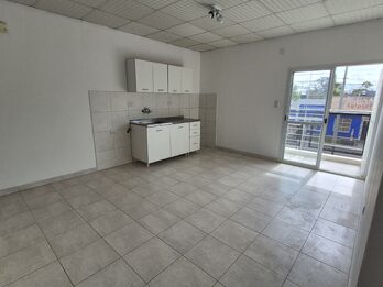 Departamento 2 habitaciones, balcón