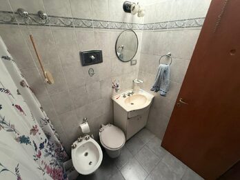 TRIPLEX EN VENTA CON PATIO VERDE MISIONES Y COLON