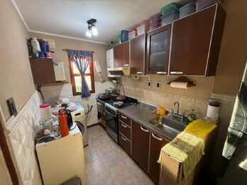 TRIPLEX EN VENTA CON PATIO VERDE MISIONES Y COLON