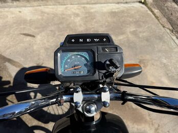 Moto Suzuki Ax100 2014