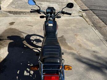 Moto Suzuki Ax100 2014
