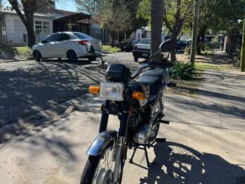 Moto Suzuki Ax100 2014