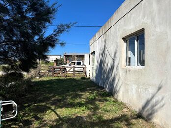 Venta Casa a terminar en Loteo Santa Maria 2 Colonia Ensayo