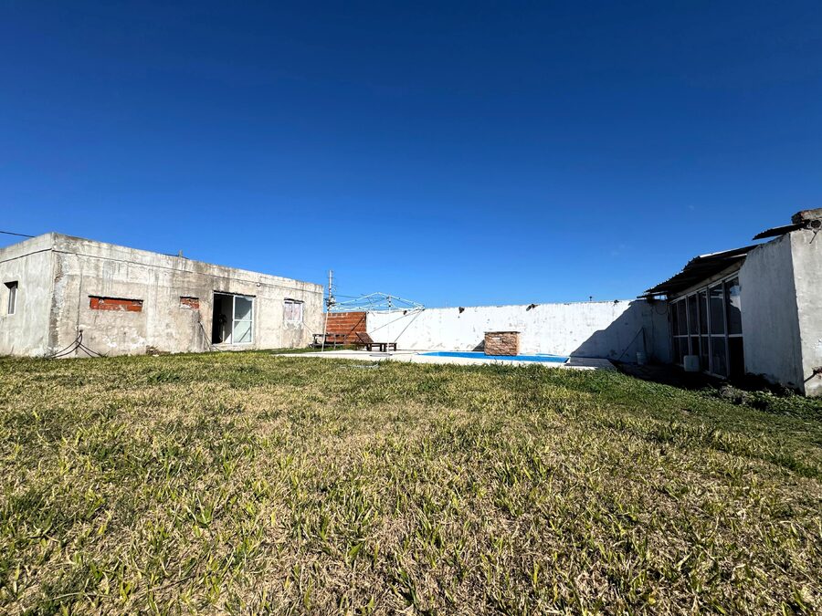 Venta Casa a terminar en Loteo Santa Maria 2 Colonia Ensayo