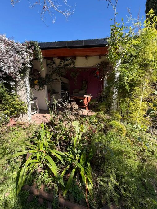 CASA 3 DORMITORIOS + GRAN PATIO | BARRIO MÉDICO | APTA CRÉDITO