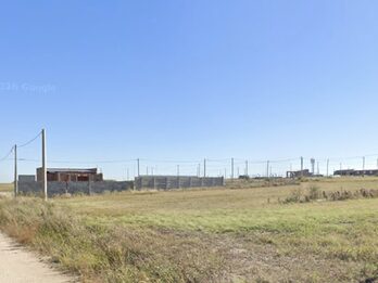 Lote en tierra alta etapa II (esquina frente a la plaza)