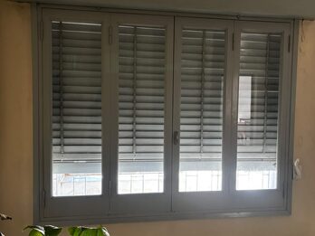 VENDO ABERTURAS DE CEDRO + PORTÓN (SE ESCUCHAN OFERTAS POR LOTE)