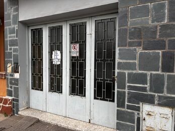 VENDO ABERTURAS DE CEDRO + PORTÓN (SE ESCUCHAN OFERTAS POR LOTE)