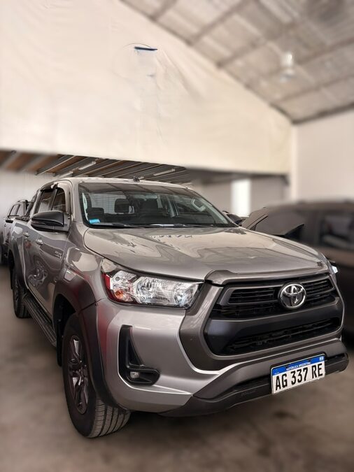 Toyota Hilux SR 4X2 AT 2023 RECIBO MENOR VALOR/FINANCIO