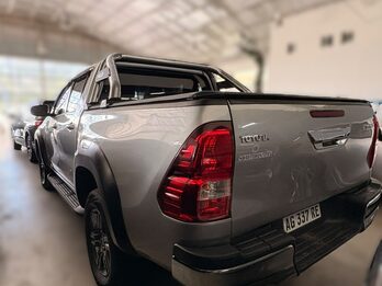 Toyota Hilux SR 4X2 AT 2023 RECIBO MENOR VALOR/FINANCIO