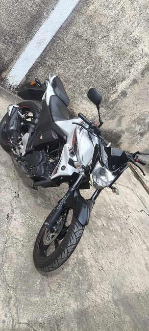 VENDO YAMAHA FZ 150 MOD. 2017