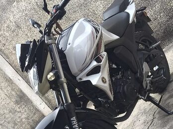VENDO YAMAHA FZ 150 MOD. 2017