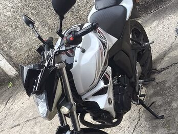 VENDO YAMAHA FZ 150 MOD. 2017