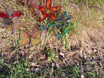 tutores y portamacetas para jardin
