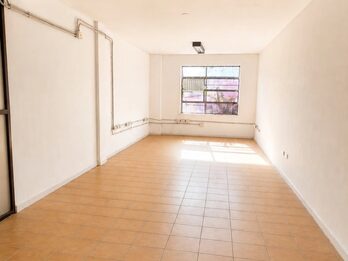 EN VENTA OFICINAS/LOCAL/DEPOSTIO