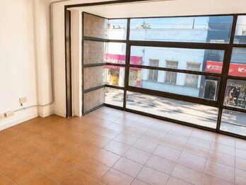 EN VENTA OFICINAS/LOCAL/DEPOSTIO
