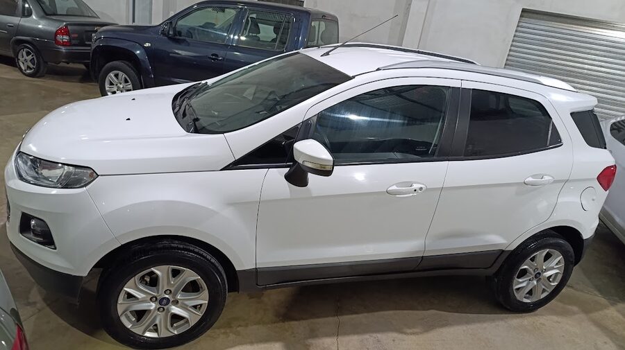 ECOSPORT TITANIUM 1.6 NAFTA IMPECABLE