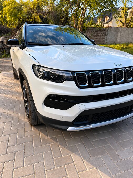 JEEP COMPASS LIMITED T270 AT6 4X2  - AÑO 2.025