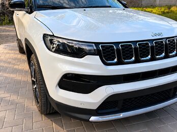 JEEP COMPASS LIMITED T270 AT6 4X2  - AÑO 2.025