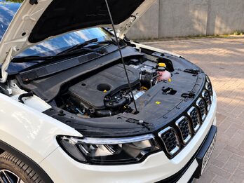 JEEP COMPASS LIMITED T270 AT6 4X2  - AÑO 2.025