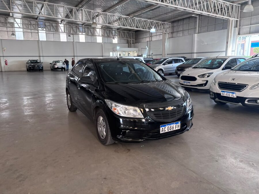 ONIX JOY 5P 1.4 N LS MT+ - AÑO 2018 - SOLO 8.976KM!