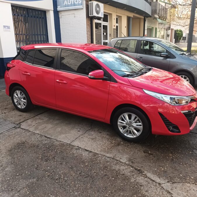 TOYOTA YARIS 2019