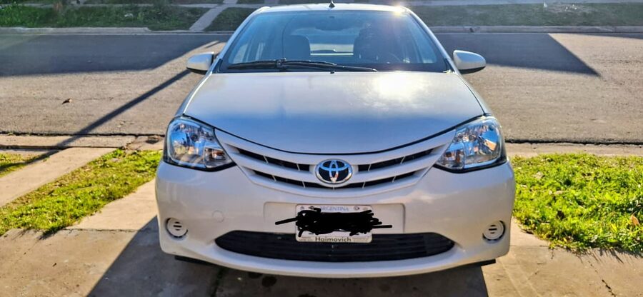 VENDO ETIOS!!!