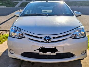 VENDO ETIOS!!!
