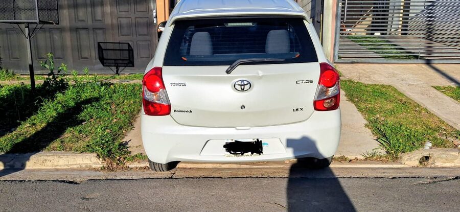 VENDO ETIOS!!!