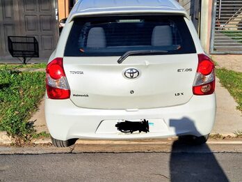 VENDO ETIOS!!!