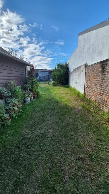 CASA VENTA ZONA DON BOSCO Y GDOR CRESPO