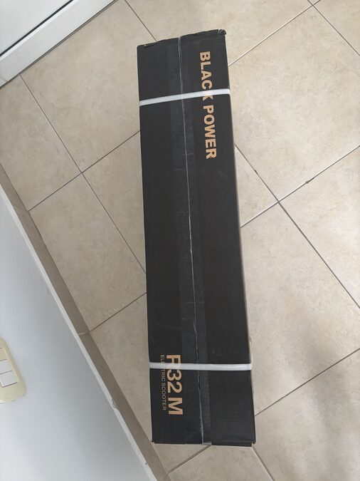 monopatín eléctrico Black Power R32 M