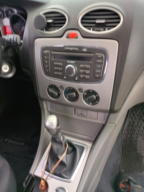Ford Focus II EXE Trend 1.6 2013